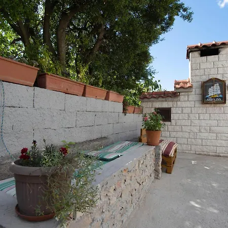 Appartement 1 Bedroom Lovely In Kanica