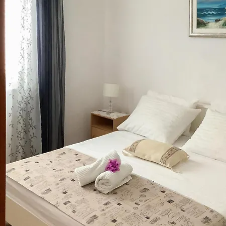 公寓 1 Bedroom Lovely In Kanica