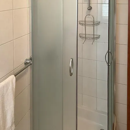 1 Bedroom Lovely In Kanica * 希贝尼克